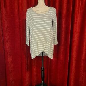 PEA IN THE POD Nursing Top- New with Tags